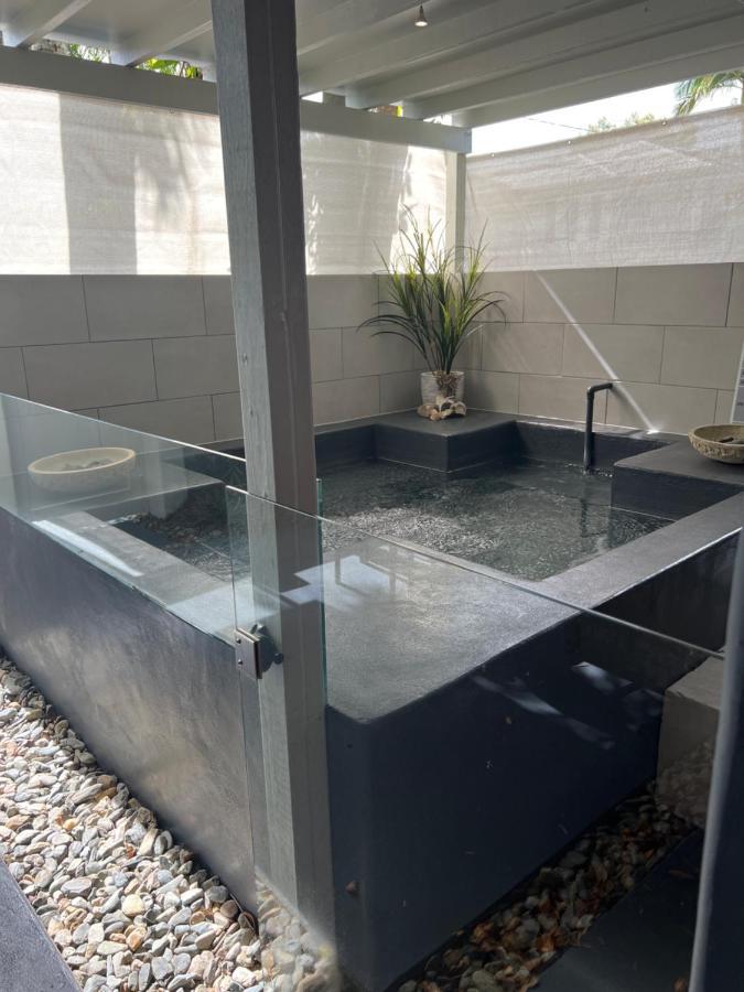 Beachside Apartment 1 With Plunge Pool Port Douglas Exterior foto